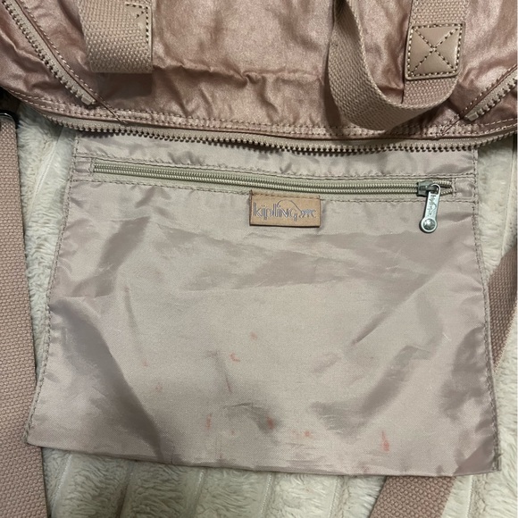 Kipling Art Mini handbag in a metallic rose - Picture 9 of 16